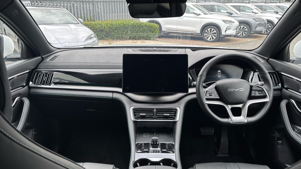 BYD Seal U 1.5 DM-i Comfort 5dr Auto Estate - Image 10