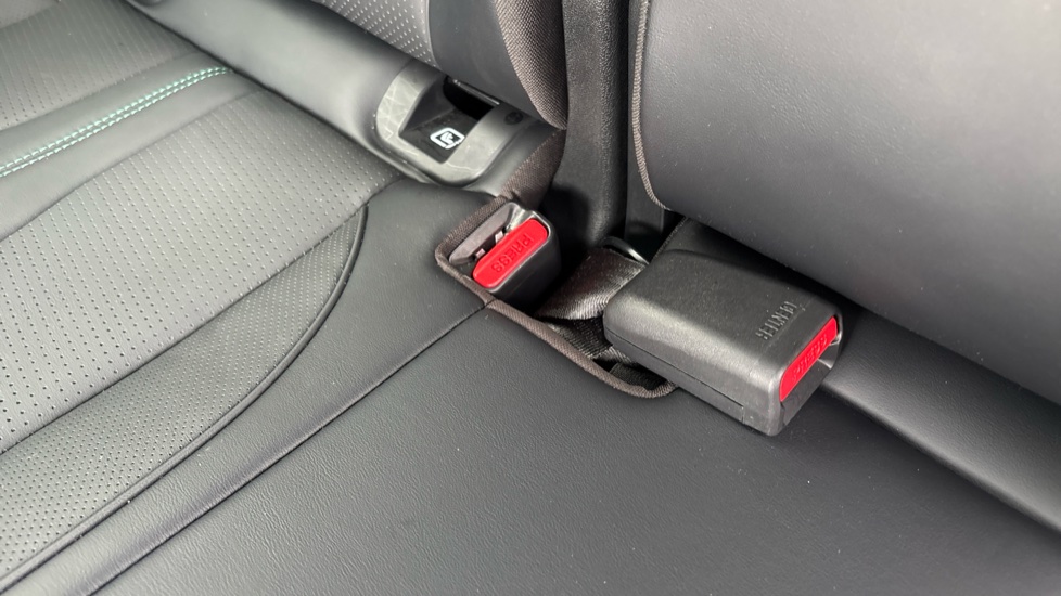 BYD Seal U 1.5 DM-i Comfort 5dr Auto Estate - Image 17