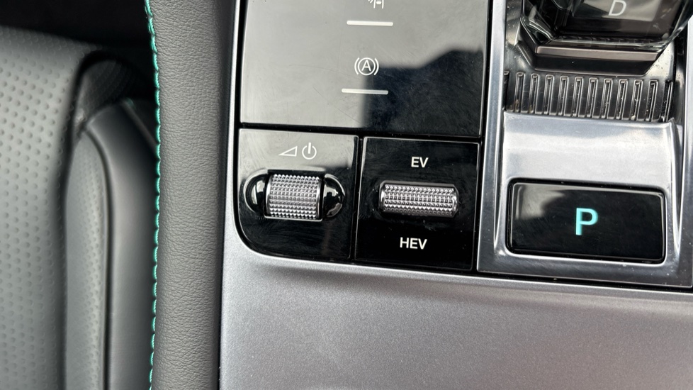 BYD Seal U 1.5 DM-i Comfort 5dr Auto Estate - Image 30