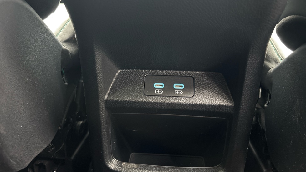 BYD Seal U 1.5 DM-i Comfort 5dr Auto Estate - Image 50