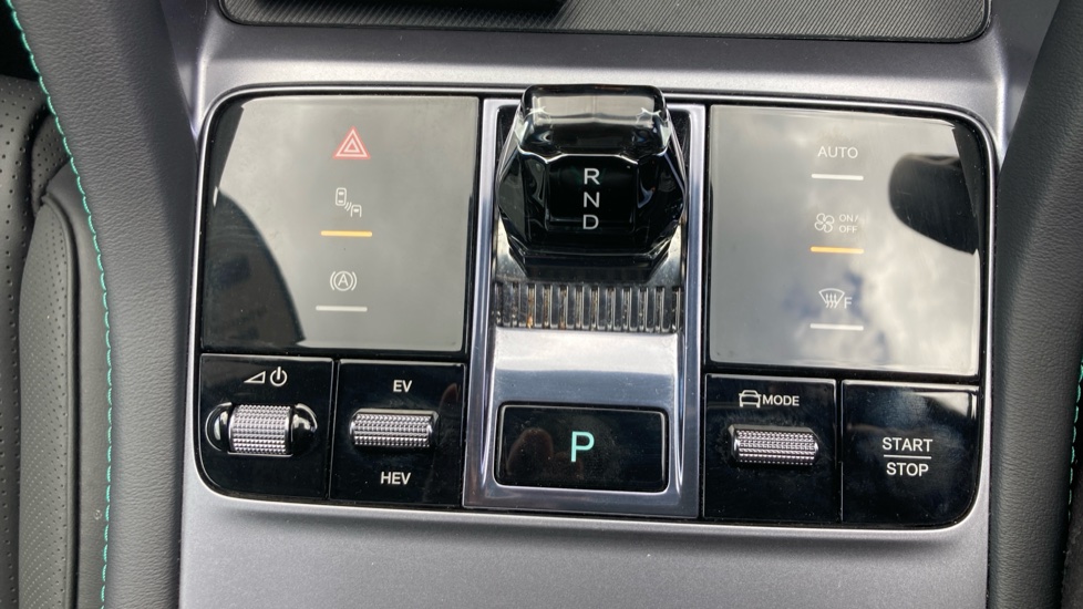BYD Seal U 1.5 DM-i Comfort 5dr Auto Estate - Image 29