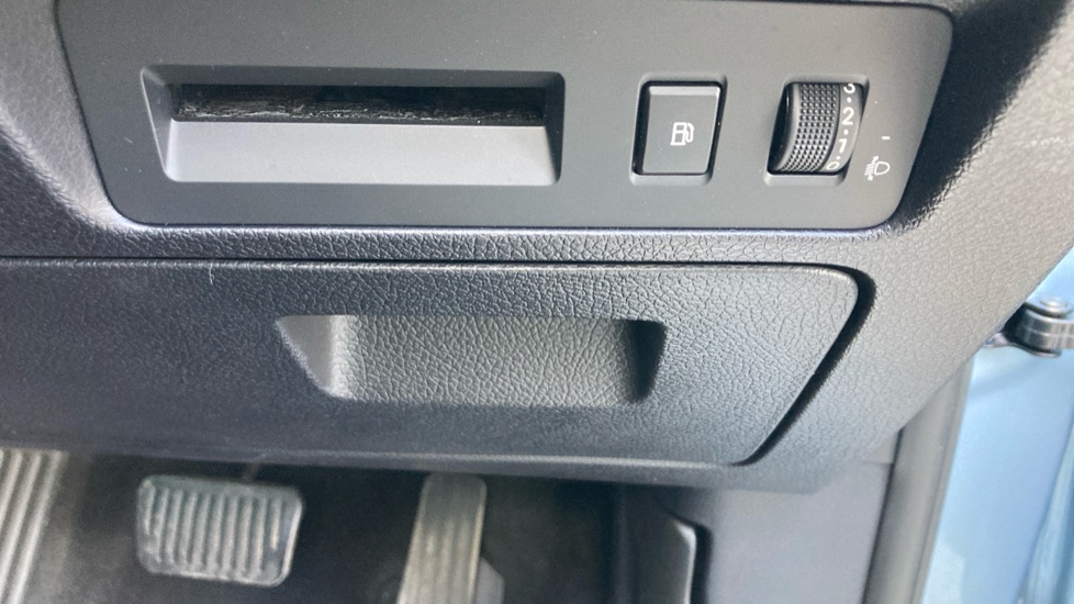 BYD Seal U 1.5 DM-i Comfort 5dr Auto Estate - Image 47
