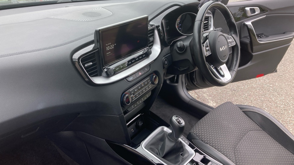 Kia Xceed 1.5T GDi ISG 3 5dr Petrol Hatchback - Image 9
