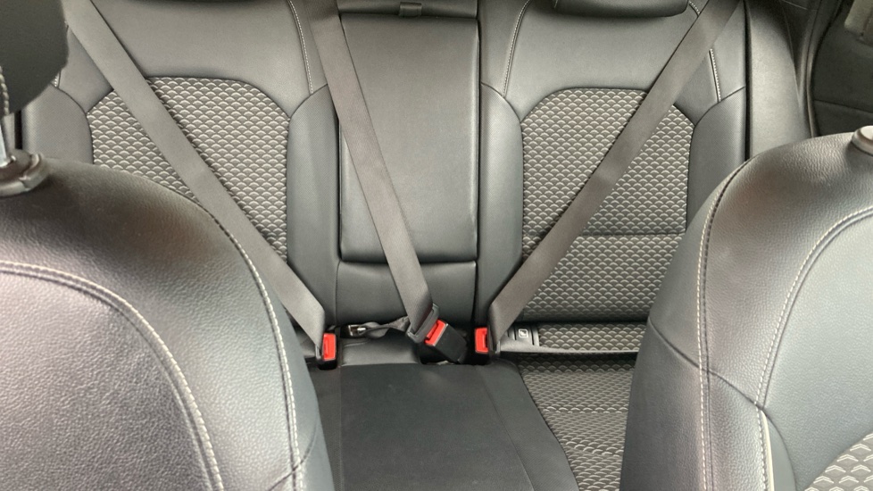 Kia Xceed 1.5T GDi ISG 3 5dr Petrol Hatchback - Image 15