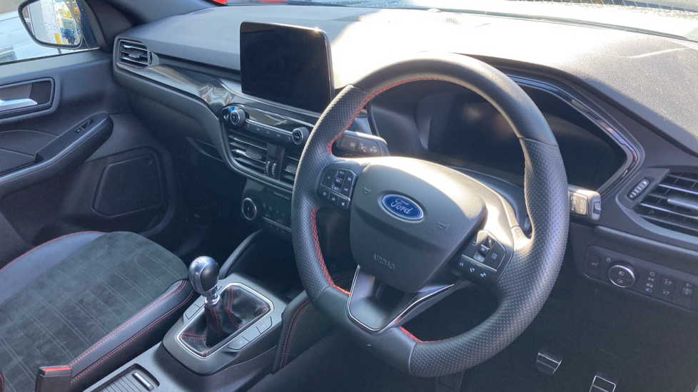 Ford Kuga 1.5 EcoBoost 150 ST-Line Edition 5dr Petrol Estate - Image 11