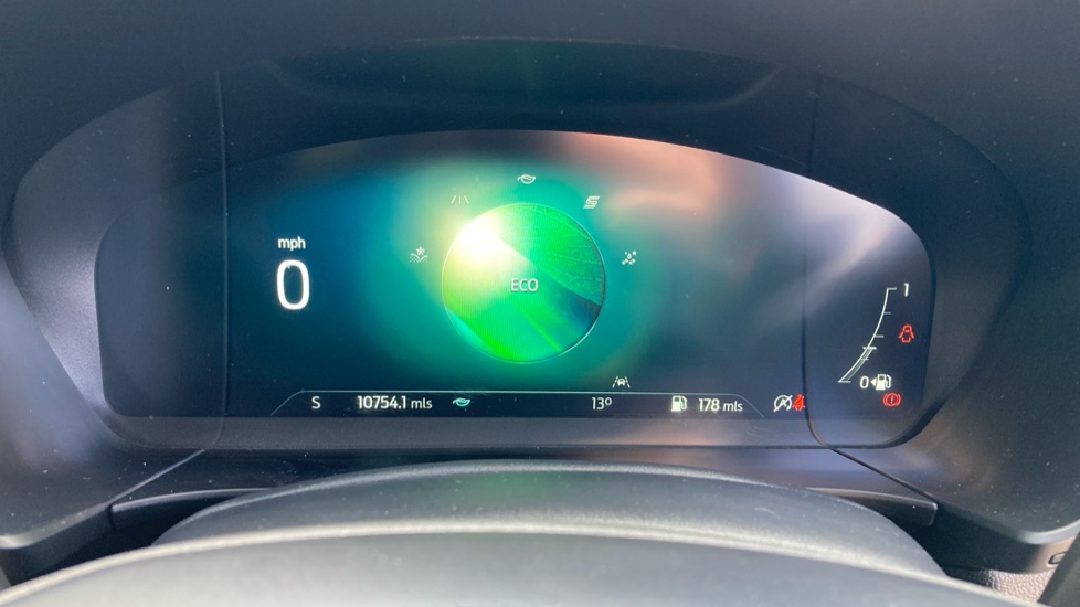 Ford Kuga 1.5 EcoBoost 150 ST-Line Edition 5dr Petrol Estate - Image 36