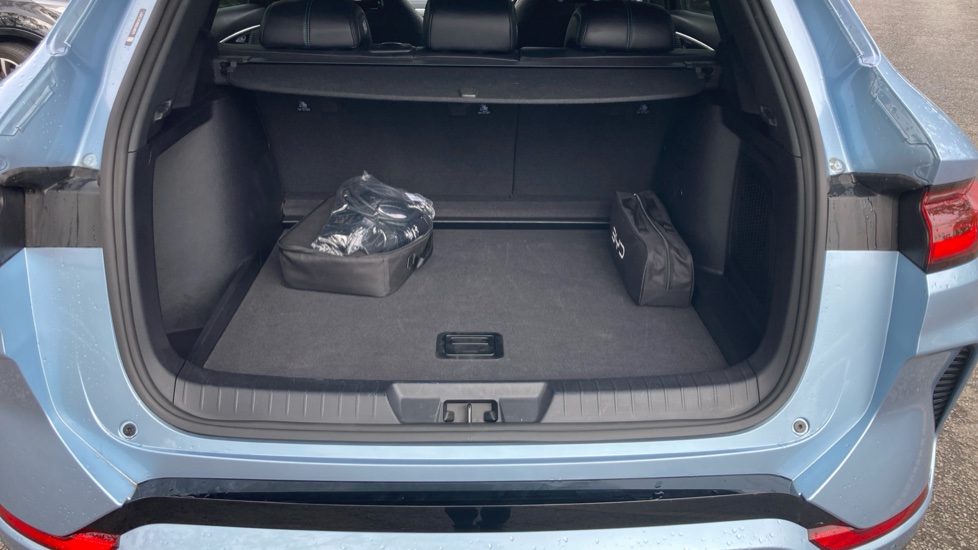 BYD Seal U 1.5 DM-i Boost 5dr Auto Estate - Image 4