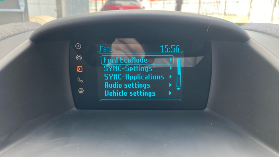 Ford Fiesta 1.25 82 Zetec 3dr Petrol Hatchback - Image 29