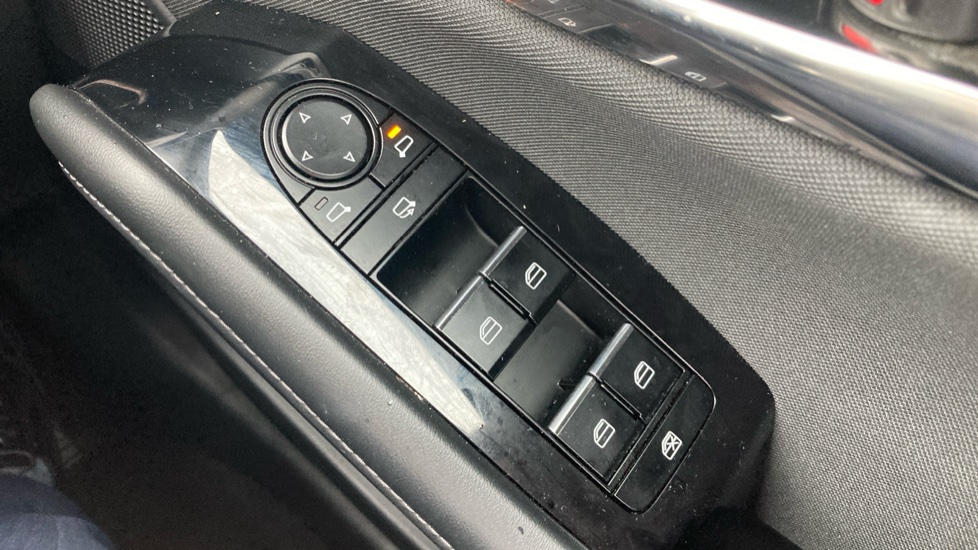 Mazda CX-30 2.0 e-Skyactiv G MHEV Centre-Line 5dr Petrol Hatchback - Image 21