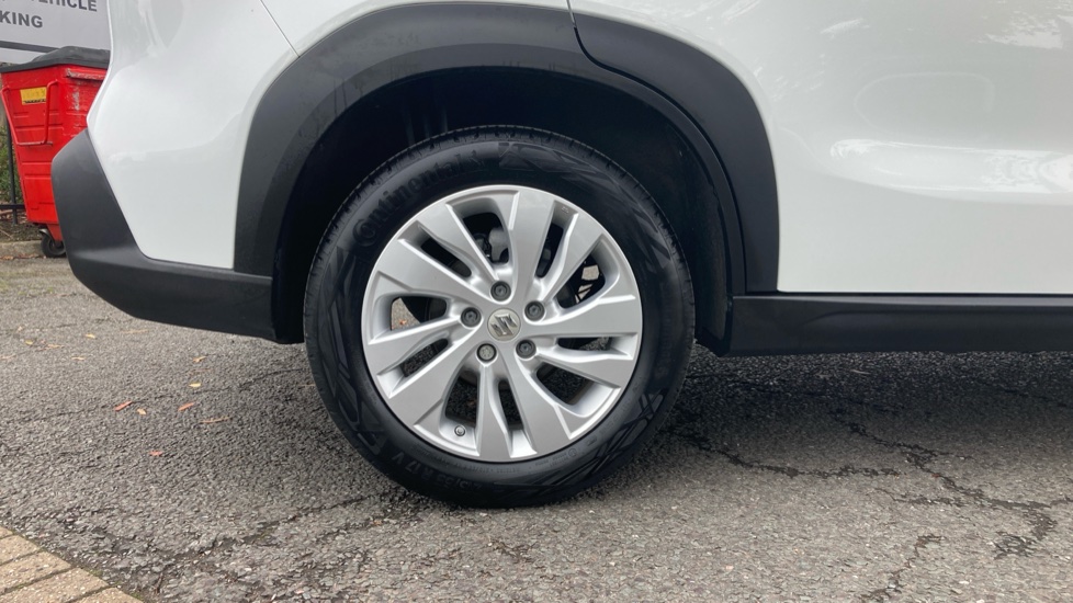 Suzuki S-Cross 1.5 Hybrid Motion 5dr AGS Hybrid Hatchback - Image 7