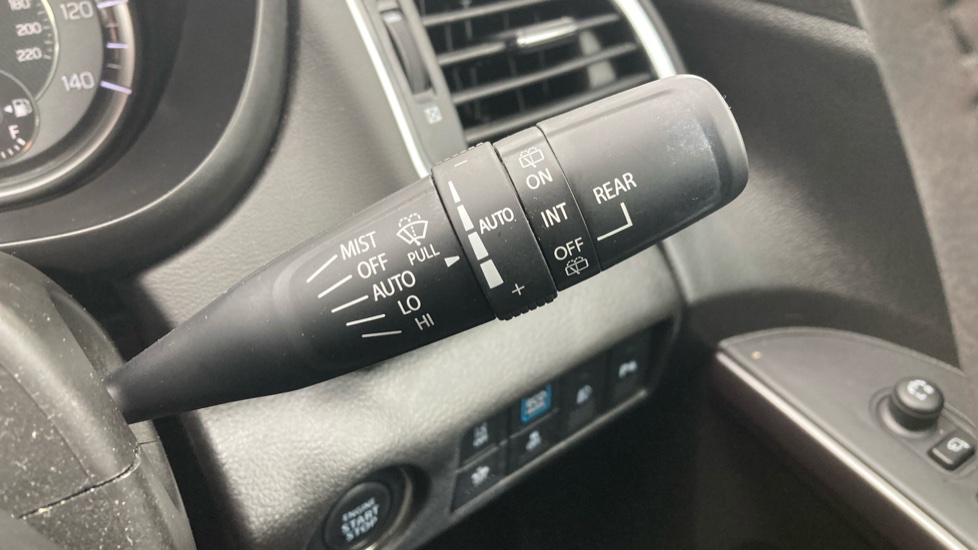 Suzuki S-Cross 1.5 Hybrid Motion 5dr AGS Hybrid Hatchback - Image 26