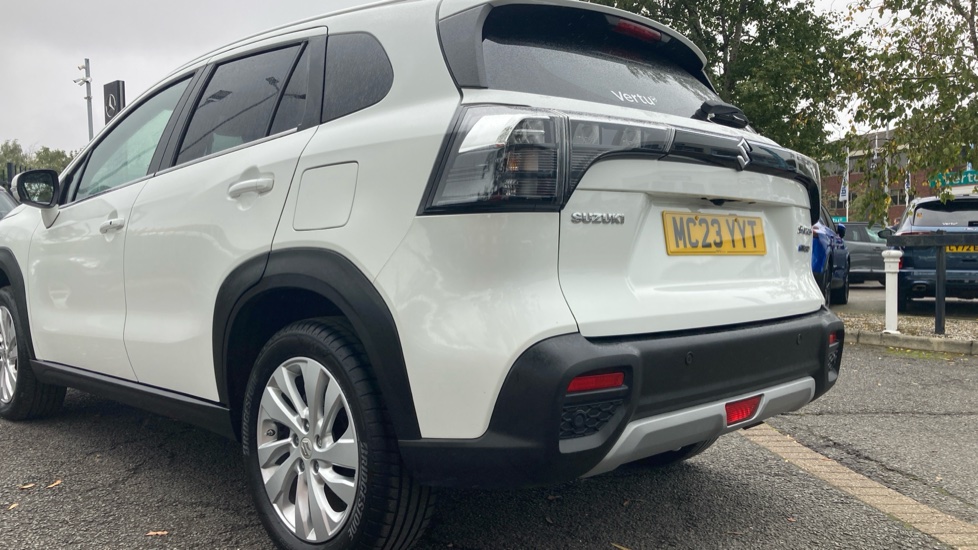 Suzuki S-Cross 1.5 Hybrid Motion 5dr AGS Hybrid Hatchback - Image 42