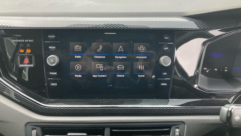 Volkswagen Polo 1.0 TSI Life 5dr Petrol Hatchback - Image 21