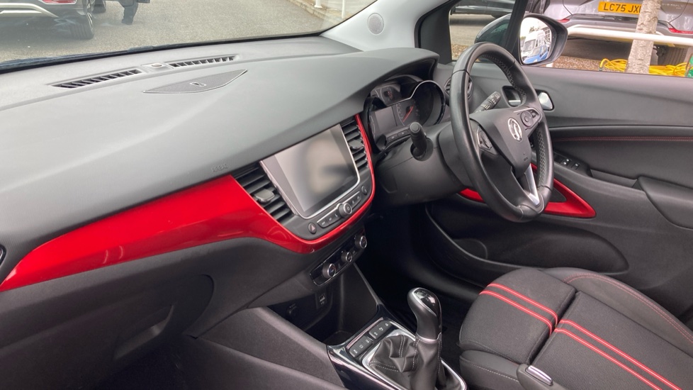 Vauxhall Crossland 1.2 SRi Nav 5dr Petrol Hatchback - Image 9