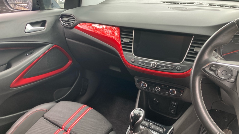 Vauxhall Crossland 1.2 SRi Nav 5dr Petrol Hatchback - Image 14