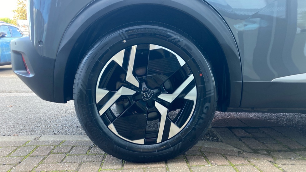 Peugeot 2008 115kW GT 54kWh 5dr Auto Electric Estate - Image 7