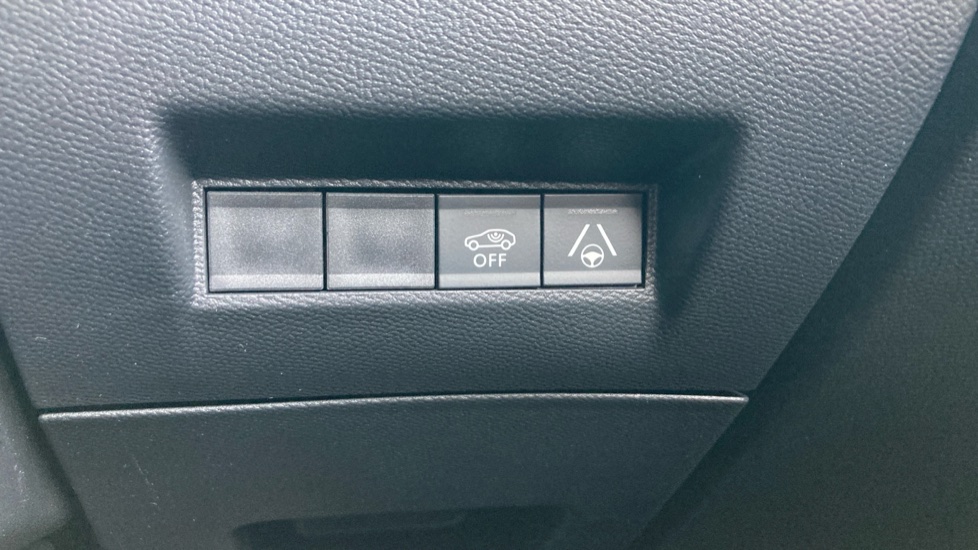 Peugeot 2008 115kW GT 54kWh 5dr Auto Electric Estate - Image 22