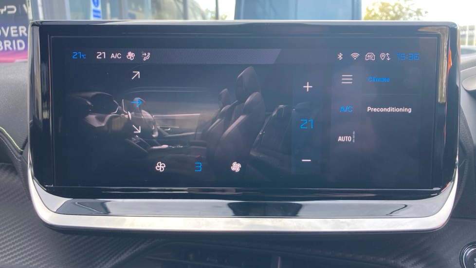 Peugeot 2008 115kW GT 54kWh 5dr Auto Electric Estate - Image 32