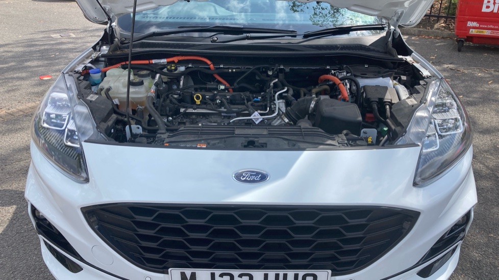 Ford Kuga 2.5 FHEV ST-Line X Edition 5dr CVT Hybrid Estate - Image 8