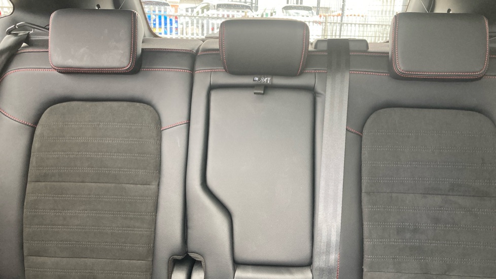 Ford Kuga 2.5 FHEV ST-Line X Edition 5dr CVT Hybrid Estate - Image 15