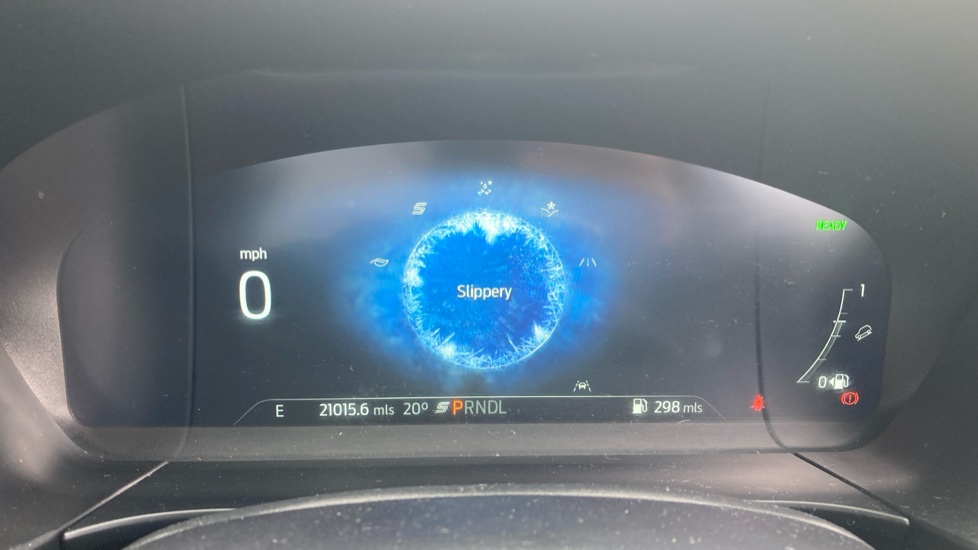 Ford Kuga 2.5 FHEV ST-Line X Edition 5dr CVT Hybrid Estate - Image 38