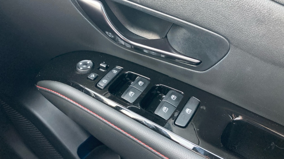 Hyundai TUCSON 1.6 TGDi Hybrid 230 N Line 5dr 2WD Auto Hybrid Estate - Image 31