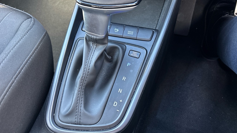 Hyundai BAYON 1.0 TGDi 48V MHEV SE Connect 5dr DCT Petrol Hatchback - Image 23