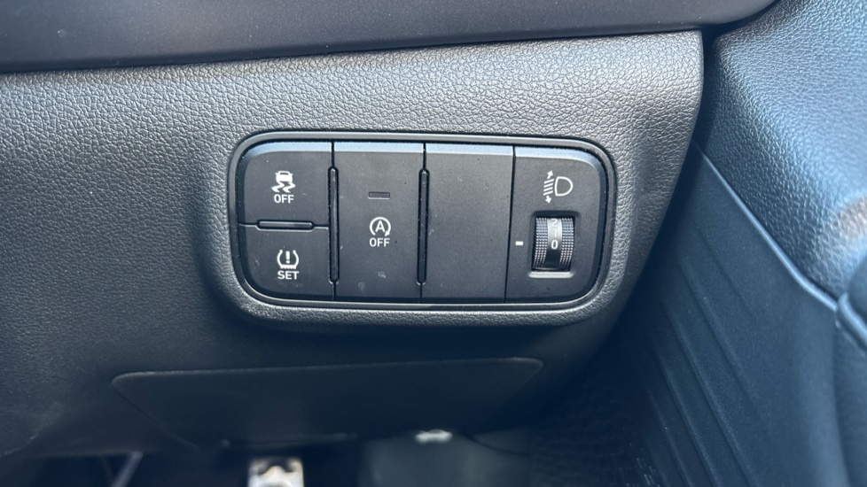 Hyundai BAYON 1.0 TGDi 48V MHEV SE Connect 5dr DCT Petrol Hatchback - Image 29
