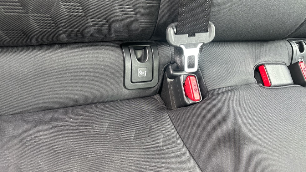 Toyota Yaris 1.5 Hybrid Icon 5dr CVT Hybrid Hatchback - Image 17