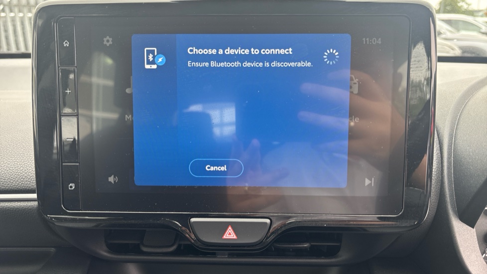 Toyota Yaris 1.5 Hybrid Icon 5dr CVT Hybrid Hatchback - Image 30
