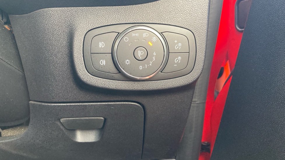 Ford Fiesta 1.0 EcoBoost Hybrid mHEV 125 ST-Line X 5dr Petrol Hatchback - Image 22