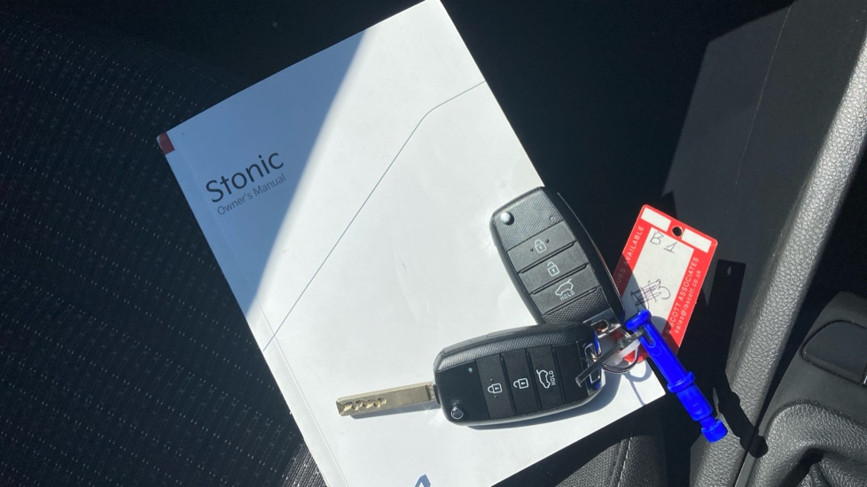 Kia Stonic 1.0T GDi 99 2 5dr Petrol Estate - Image 19