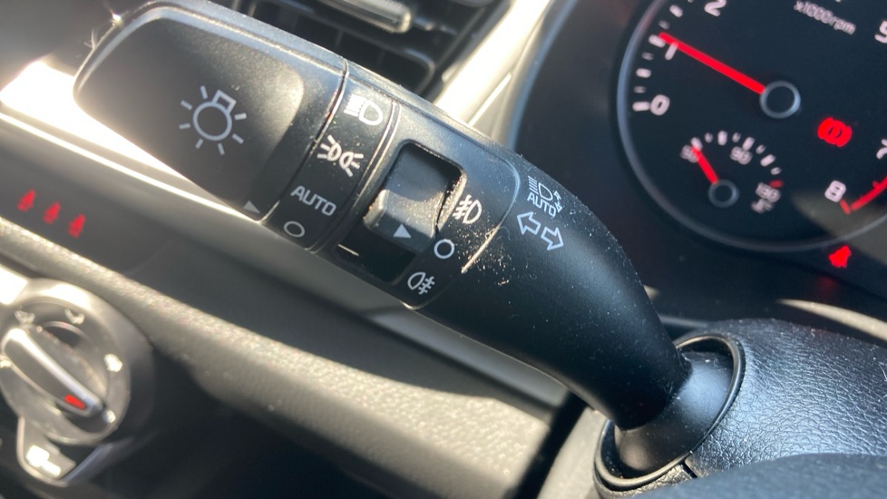 Kia Stonic 1.0T GDi 99 2 5dr Petrol Estate - Image 26