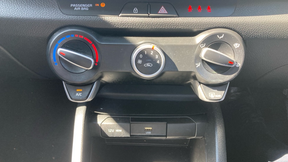 Kia Stonic 1.0T GDi 99 2 5dr Petrol Estate - Image 27
