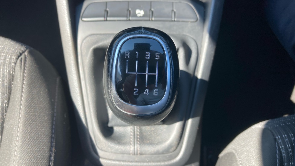 Kia Stonic 1.0T GDi 99 2 5dr Petrol Estate - Image 28
