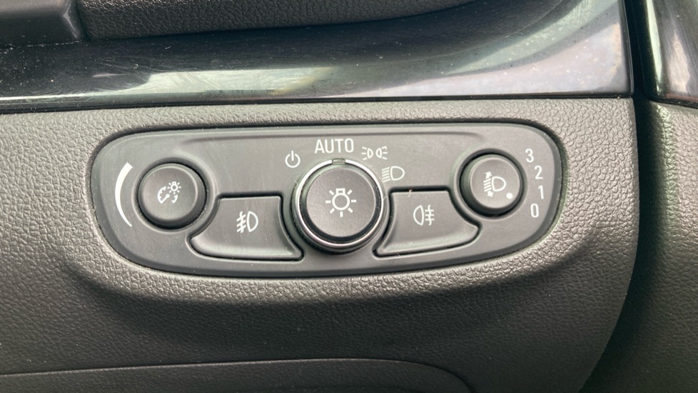 Vauxhall Mokka X 1.4T ecoTEC Active 5dr Petrol Hatchback - Image 22