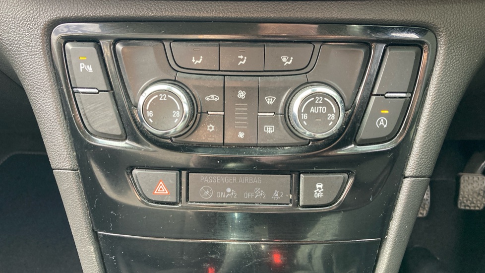 Vauxhall Mokka X 1.4T ecoTEC Active 5dr Petrol Hatchback - Image 30