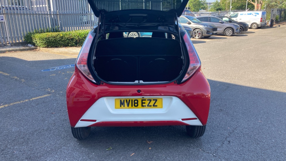 Toyota Aygo 1.0 VVT-i X-Cite 4 5dr Petrol Hatchback - Image 4