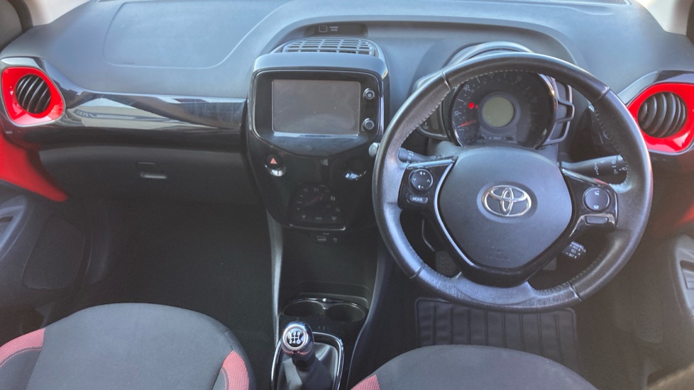 Toyota Aygo 1.0 VVT-i X-Cite 4 5dr Petrol Hatchback - Image 10
