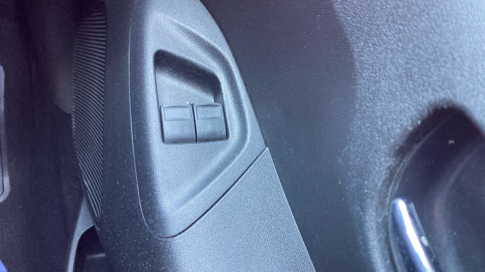 Toyota Aygo 1.0 VVT-i X-Cite 4 5dr Petrol Hatchback - Image 29