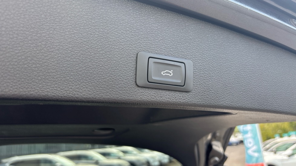 Audi Q2 35 TFSI Black Edition 5dr S Tronic Petrol Estate - Image 38