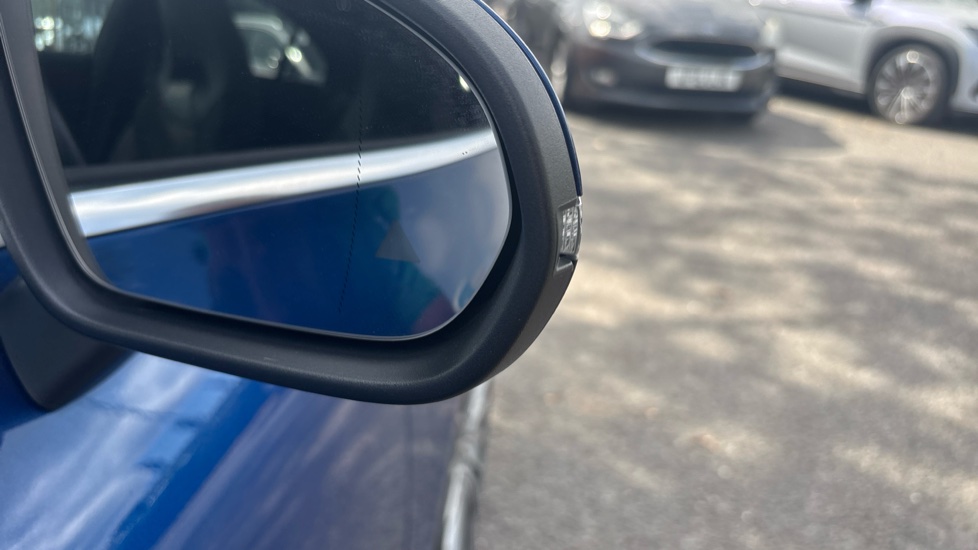Mercedes-Benz CLA 180 AMG Line Premium 4dr Tip Auto Petrol Saloon - Image 40