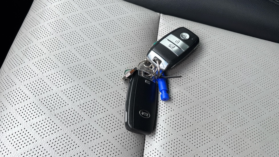 Kia Sportage 1.6T GDi GT-Line 5dr [AWD] Petrol Estate - Image 20