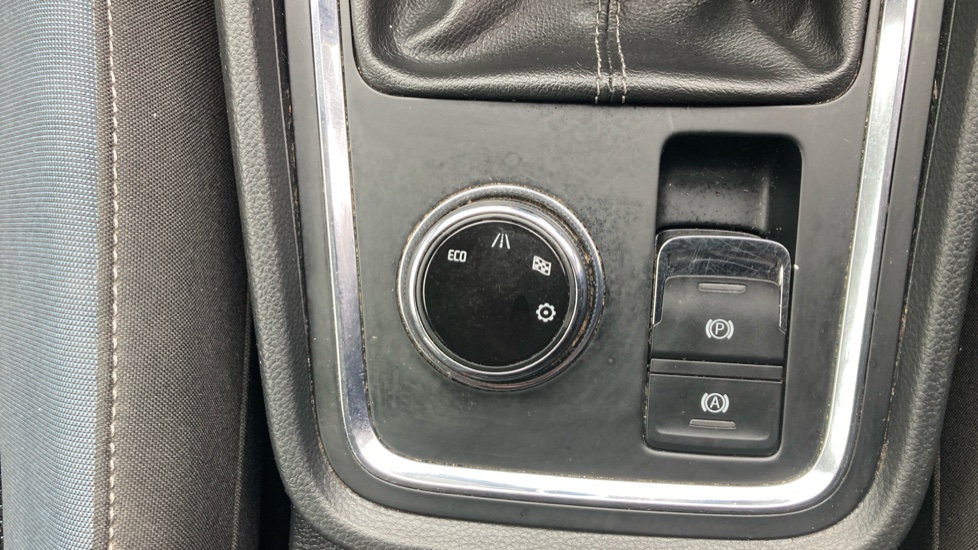 SEAT Ateca 1.4 EcoTSI SE 5dr Petrol Estate - Image 38
