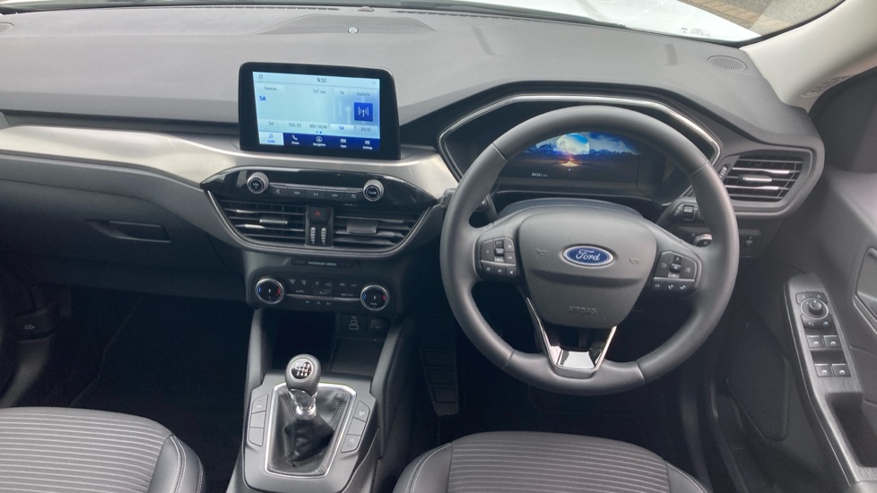 Ford Kuga 1.5 EcoBoost 150 Titanium Edition 5dr Petrol Estate - Image 10