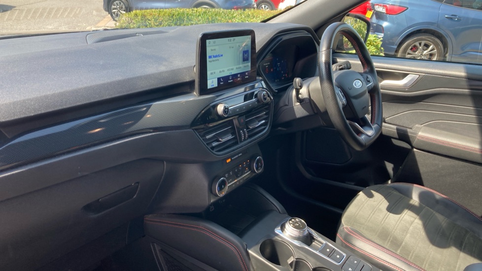 Ford Kuga 2.5 FHEV ST-Line Edition 5dr CVT Hybrid Estate - Image 9