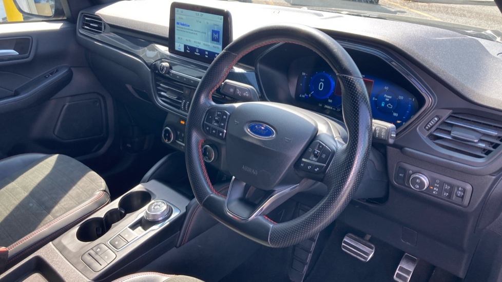Ford Kuga 2.5 FHEV ST-Line Edition 5dr CVT Hybrid Estate - Image 11