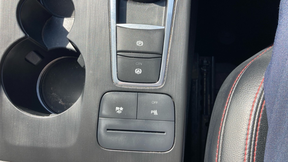 Ford Kuga 2.5 FHEV ST-Line Edition 5dr CVT Hybrid Estate - Image 33