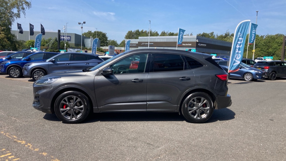 Ford Kuga 2.5 FHEV ST-Line Edition 5dr CVT Hybrid Estate - Image 45