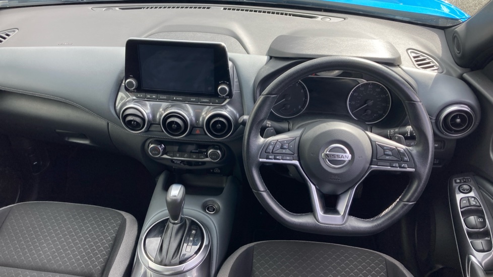 Nissan Juke 1.0 DiG-T 114 N-Connecta 5dr DCT Petrol Hatchback - Image 10